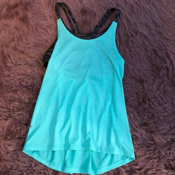 Running tank top with built in bra - Picture 1 of 4